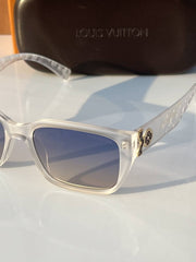 Louis Vuitton_2894_white_blue
