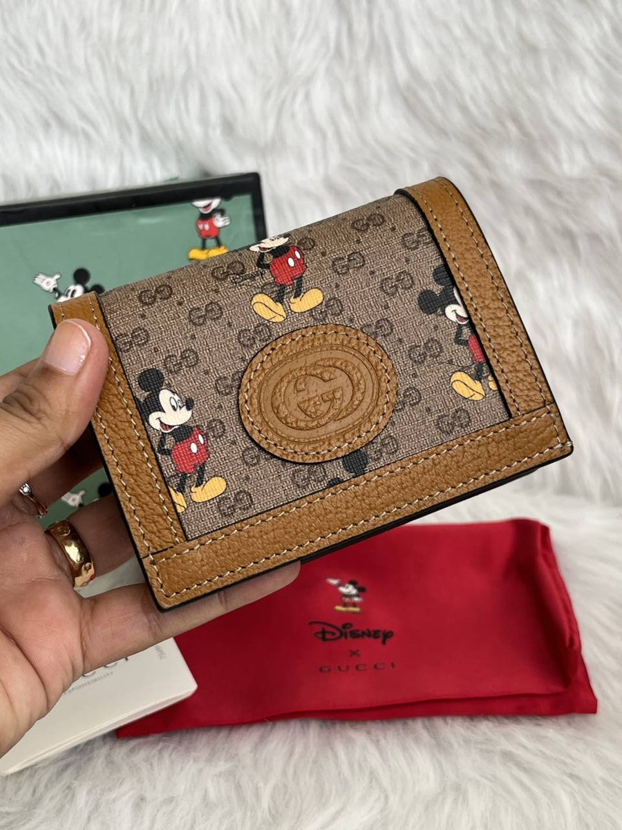 Gucci_X_Disney_Premium_Coded_TwoFold_Wallet_With_OriginalPacking