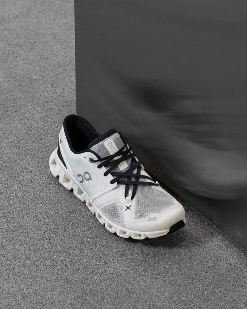 On Running Cloud X 4 Training White--