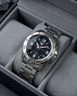 Seiko 5 Sports SRPB79J1