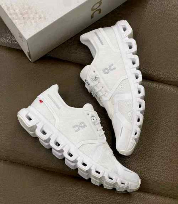 On Running On Cloud 6 White