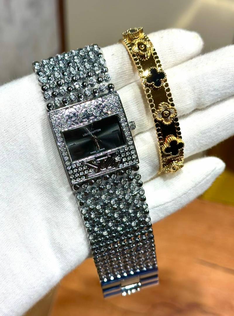 Louis Vuitton For Her 440
