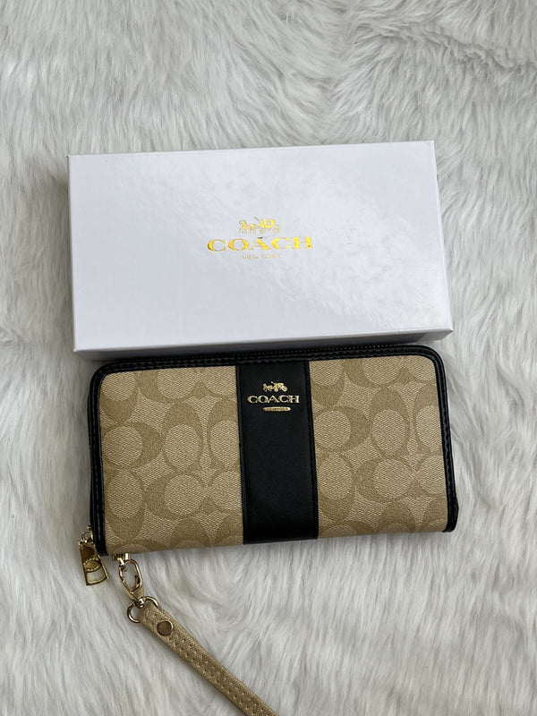 Coach_82_AP_BLk_Zippy_Wallet_With_Original_Box