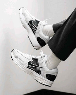 Nike Zoom Vomero 5 White Black 6060