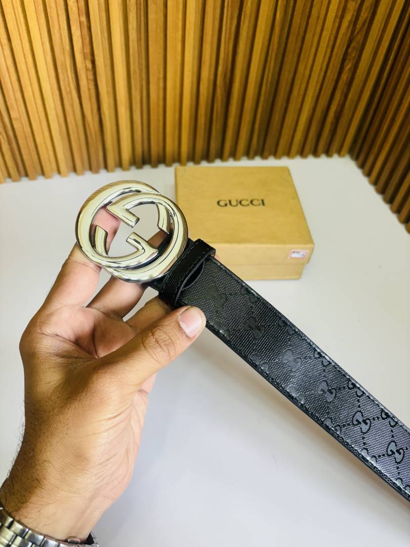 18 GUCHI PREMIUM QUALITY BELT WITH BOX