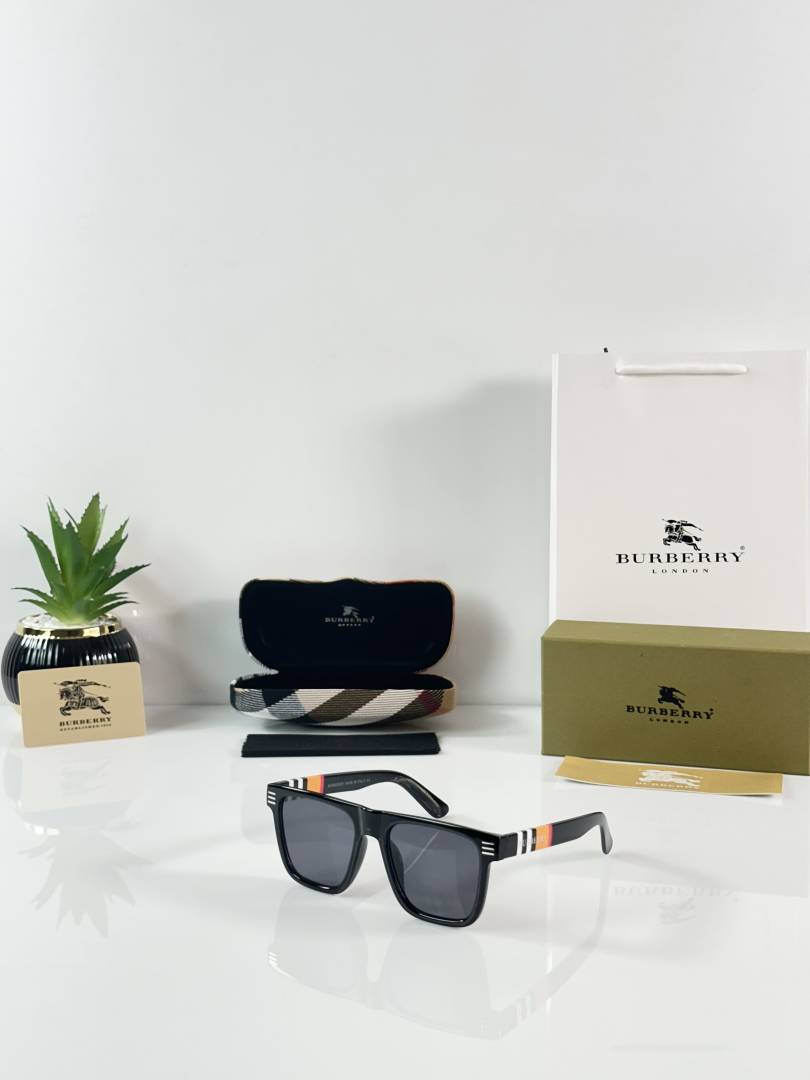 Burberry_4382_Shine_Black