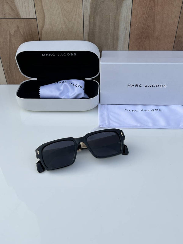 Marc_jacobs_98321_Black gold