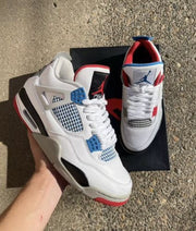 Nike AIR JORDAN 4 WHAT THE SEMI UA