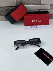Prada_7738_black_white