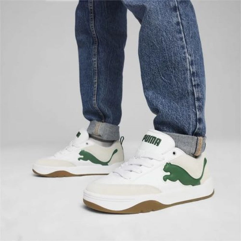 Pum park lifestyle logo green