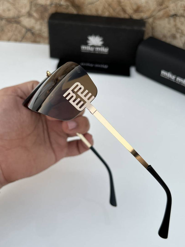 Miu_miu_gold_brown