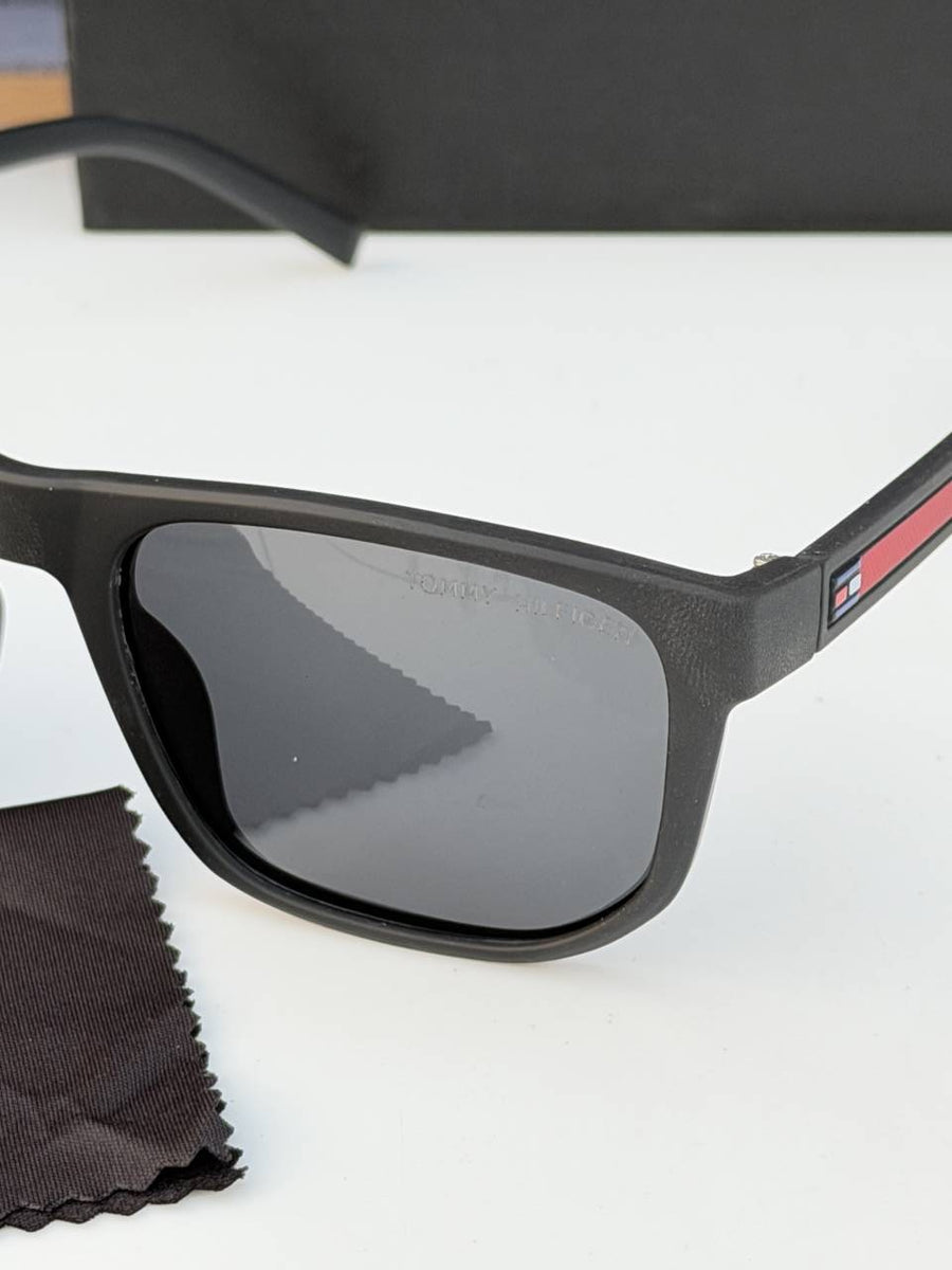 Tommy hilfigar_2568_black_red