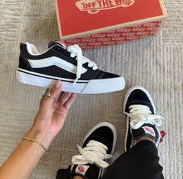 Vans KNU Skool Black White