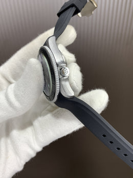 Seiko Black Silver