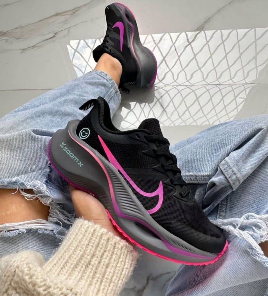 Nike Zoom X Smiley Black Pink