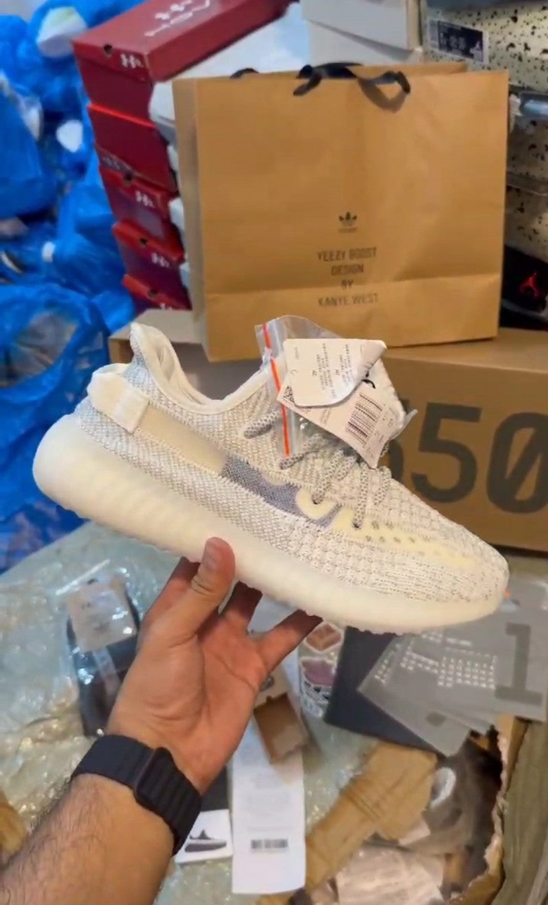 Adidas yeezy boost 350 v2 static SEMI UA With All Accesories