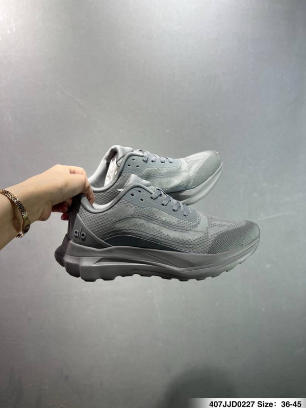 Alo Yoga Runner Grey