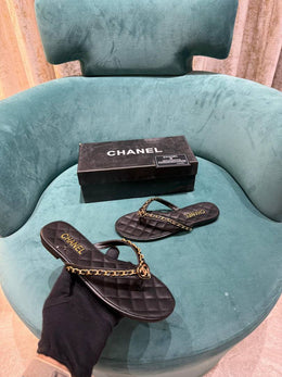 Chanel_Black_Flat_Mule_For_Her_Wid_OG_Box_B2428