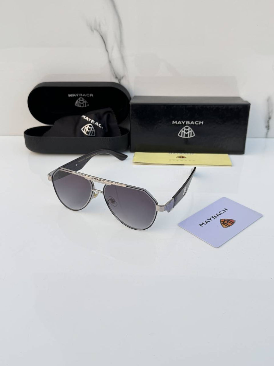 Maybach_72398_silver_shaded