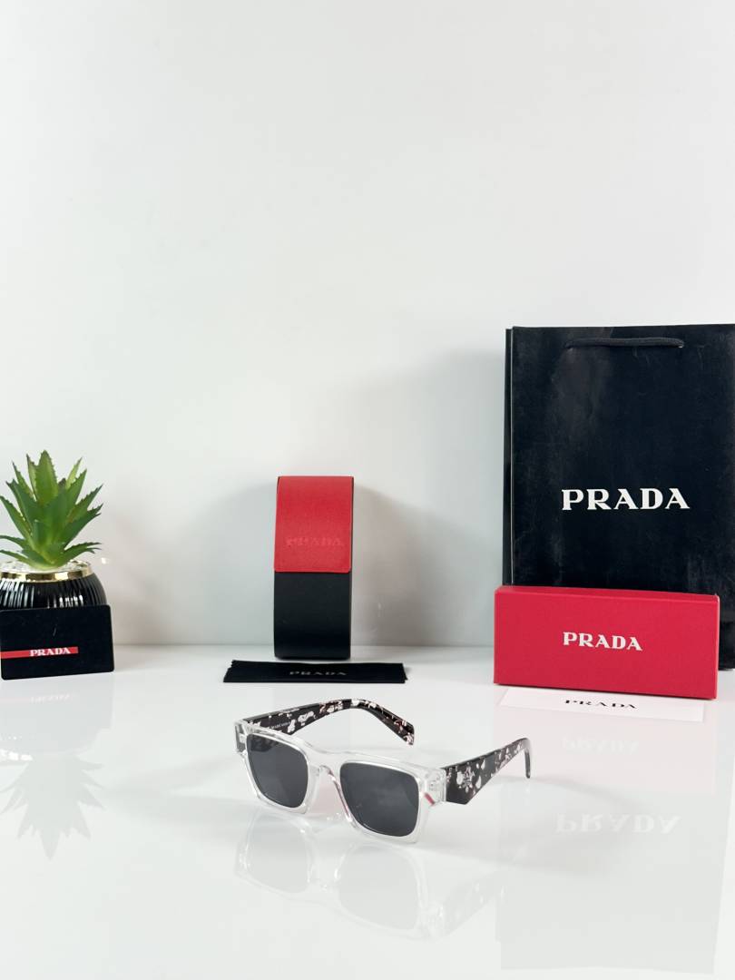 PR_WMNS_06_Water_Black
