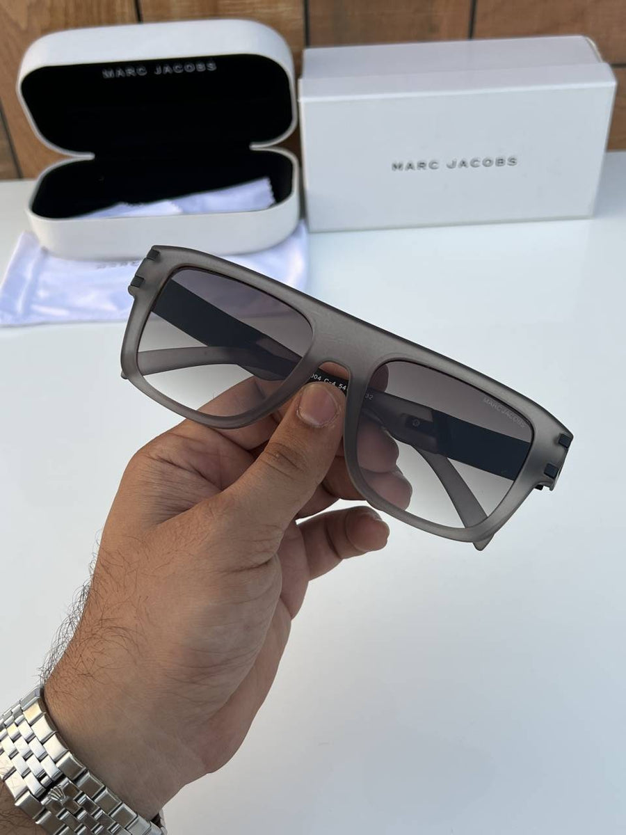 Marc_jacobs_1004_grey