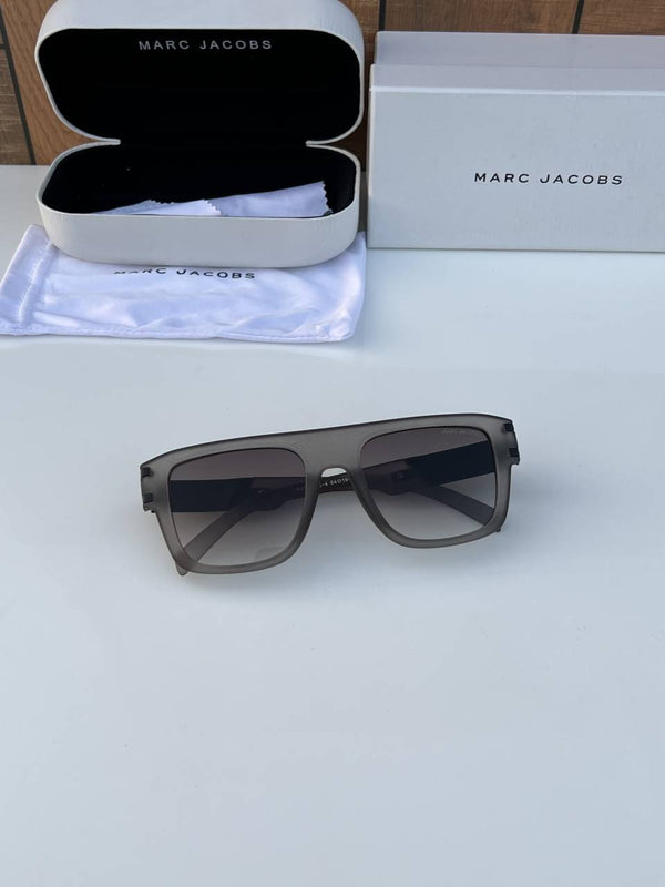 Marc_jacobs_1004_grey