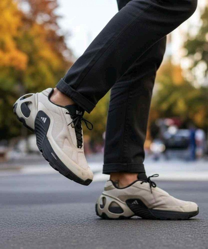 Adidas Wonder Runner Beige Black Gold 5053