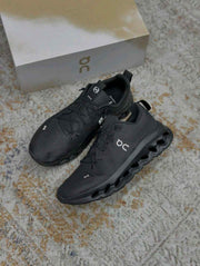 On Running Cloudtilt Eclipse All Black 899