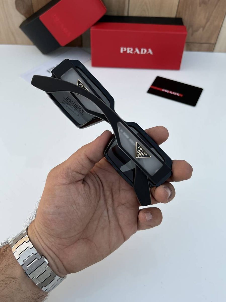 Prada_089_black