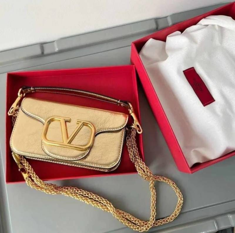 Valentino_V_Lock_Golden_Small_With_OriginalBox