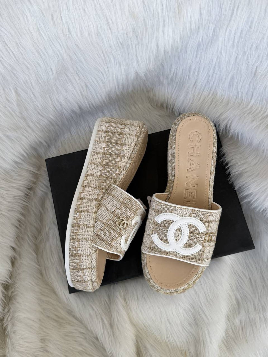 Chanel_Platform_Slides_Gold_For_Women_With_Original_Box_And_Carry_Bag