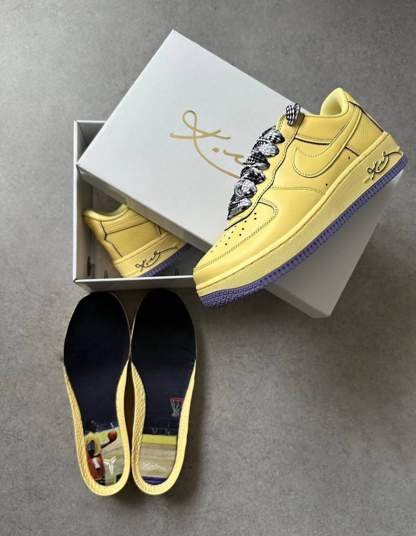 Nike AIRFORCE 1 LOW PROTRO KOBE BRYANT MAMBA MENTLITY