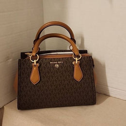 Michael Kors_1687_Marilyn_Small_Satchel_With_OriginalBox