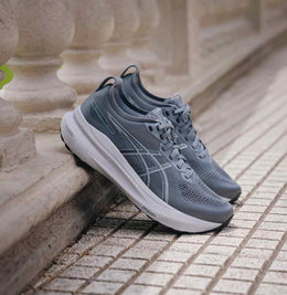 Asiccss. Gel Kayano 31 Steel Grey