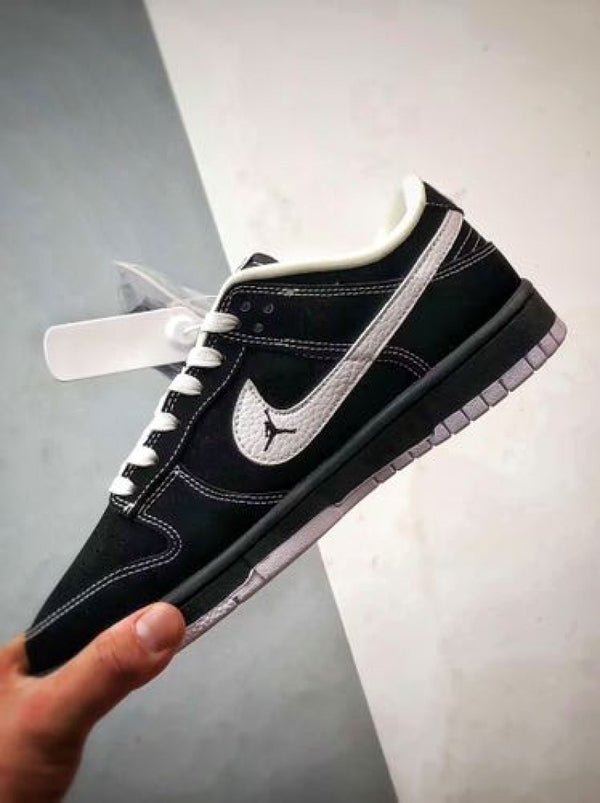 Nike SB DUNK LOW NOIR ET BLANC