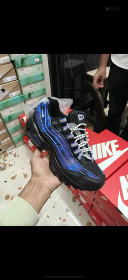 Nike AirMax 95 Court Purple Wild Grape Camo 358