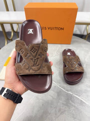 Louis Vuitton OASIS MULE PREMIUM SLIDE BROWN 002