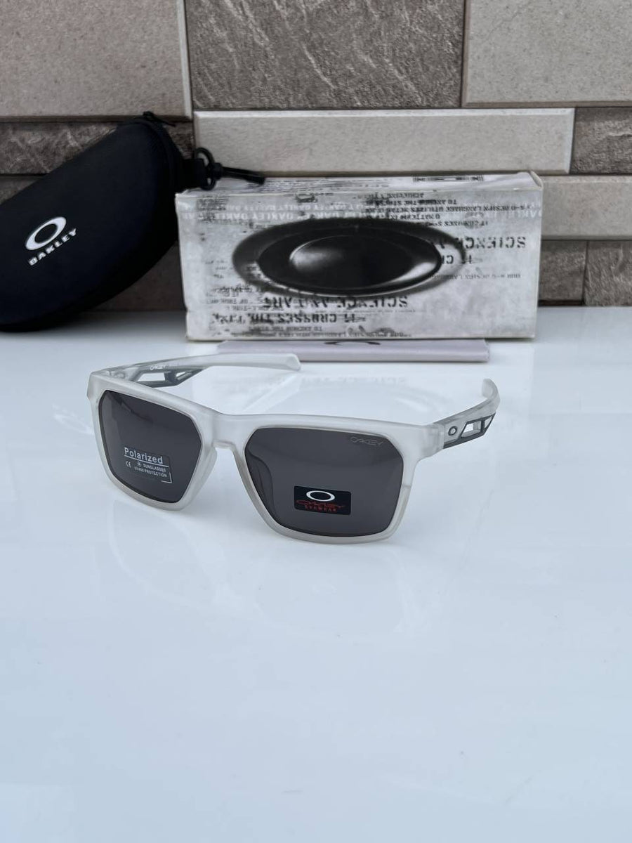 Oakley_3380_white_black