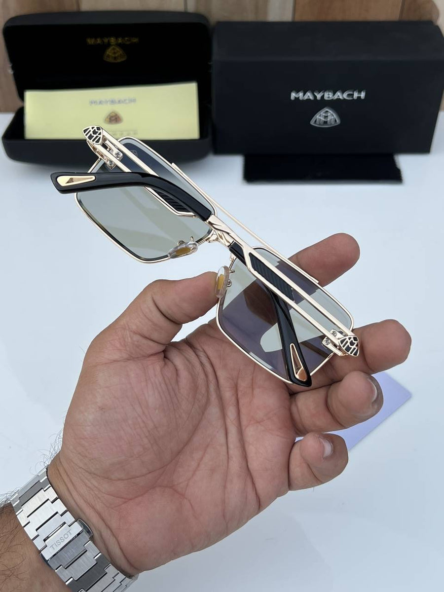 Maybach_156_gold_grey