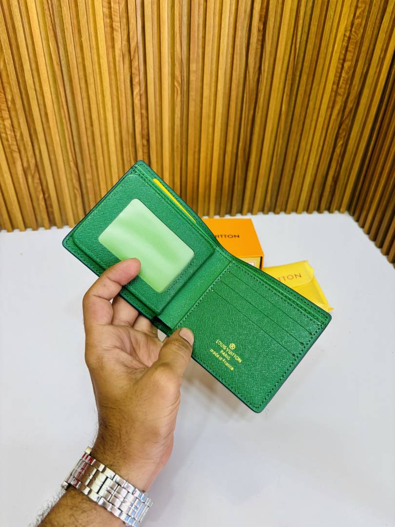 116 LV LOIUS VUTTON GREEN PREMIUM QUALITY WALLET