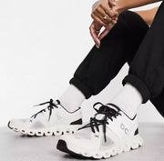 On Running Cloud x 4 Training White