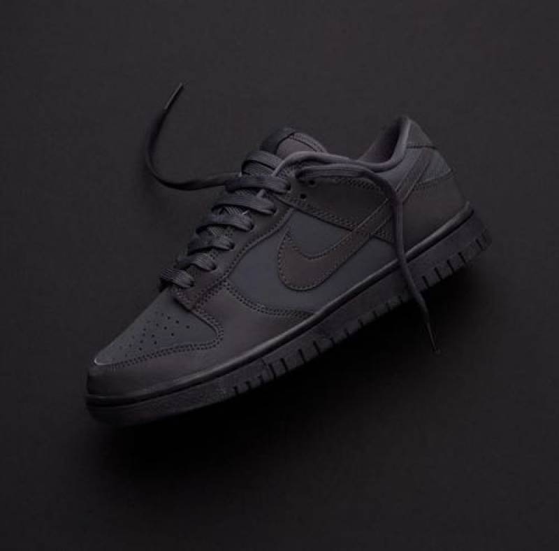 Nike sb DUNK LOW CYBER REFLECTIVE sale