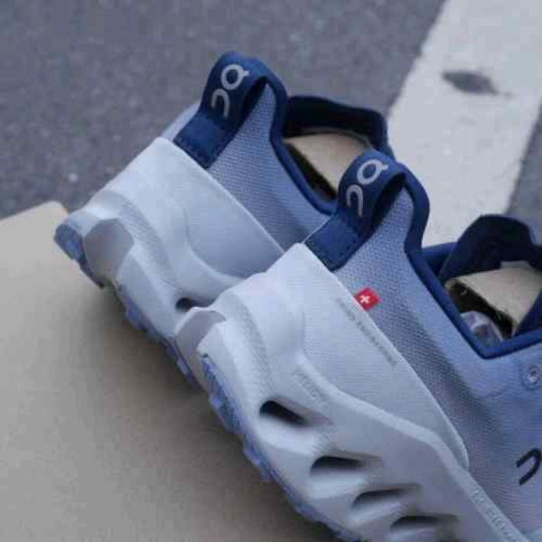 On Cloudsurfer Trail Waterproof Chambray Glacier 573