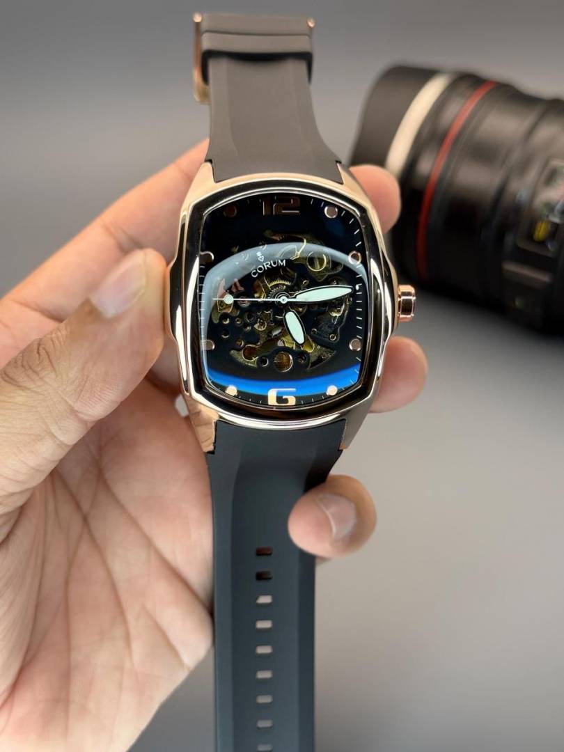 Corum Automatic Black RoseGold 035