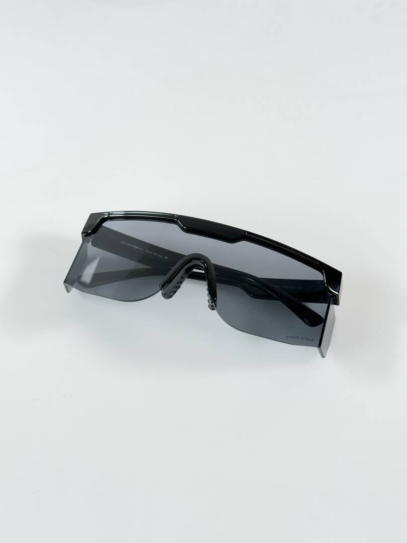 Oakley_9957_Black