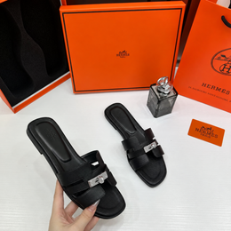 Hermes Paris Turn lock Black Oran Flats For Her With OG Box & Carry Bag H38-41 Black Slide