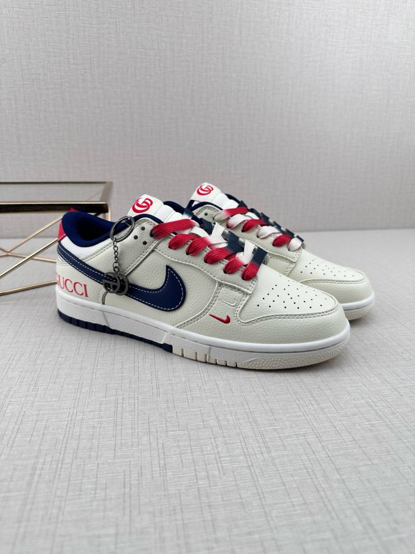 Nike SB DUNK LOW X GUCHI MULTI 2025