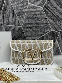Valentino_V_Loc_White_Small_Shoulder_Bag_With_OriginalBox
