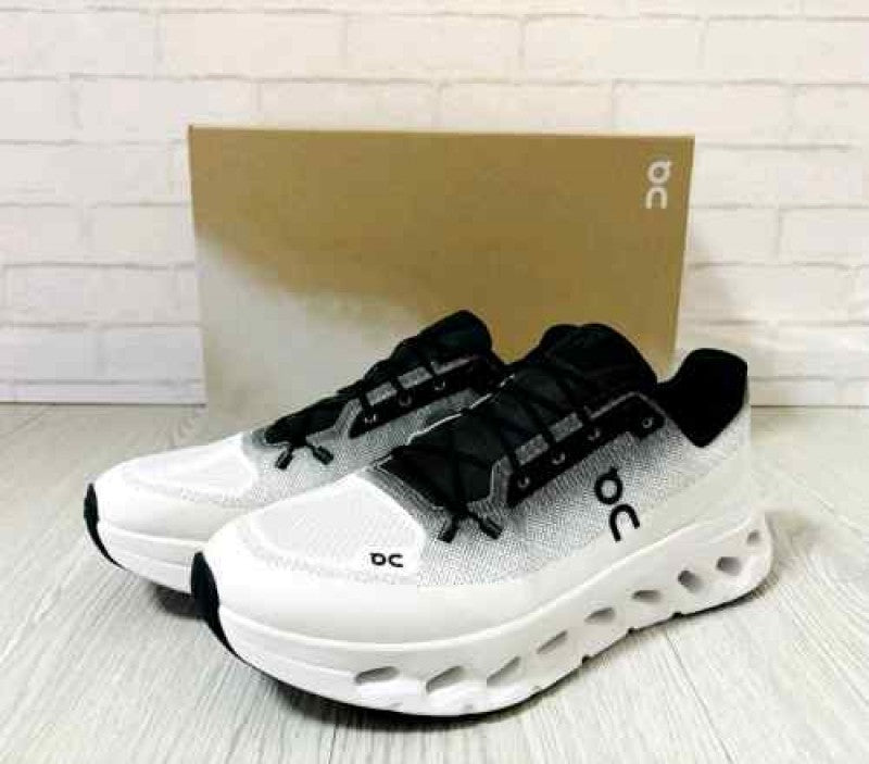 ON CLOUD TILT 2 0 BLACK IVORY