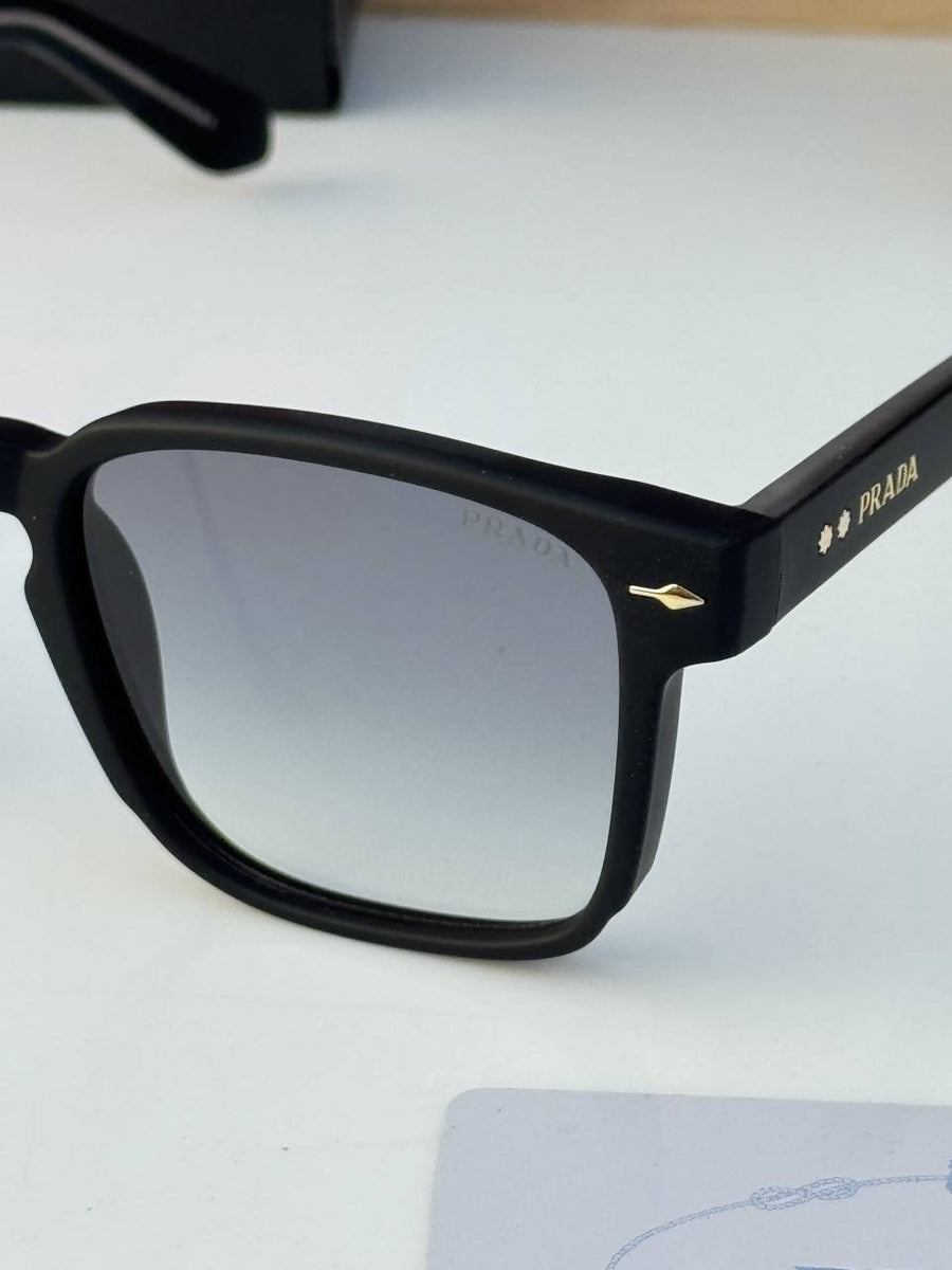 Prada_664_shaded